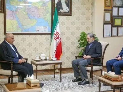 آمریکا باید از منطقه بیرون برود 