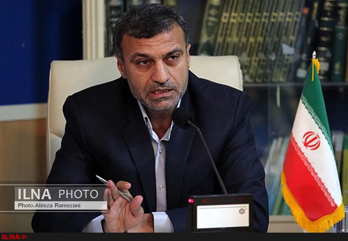 هیچکس حق پایمالکردن حقوق کارگران را ندارد/ استاندار هرمزگان پیگیر حل مشکلات کارگران آلومینیوم باشد