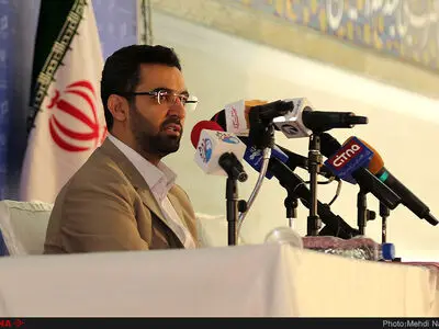 برای دسترسی بدون فیلتر خبرنگاران به اینترنت تلاش می‌کنیم/زائران اربعین از سیم‌کارت عراقی استفاده کنند
