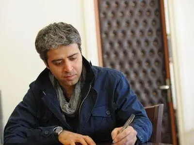 ایوب آقاخانی به سین هشتم پیوست/ مدت طولانی روی زخم‌های جامعه سرپوش گذاشتیم