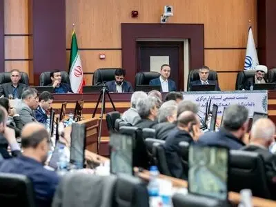 کارگران چرخ توسعه کشور را به خوبی حرکت می‌دهند / نبود امنیت شغلی و قراردادهای موقت یک دغدغه است