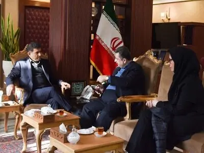 تشخیص بیماری کرونا در البرز/ انتقال دانش فنی آزمایش ویروس در دو مرکز درمانی استان