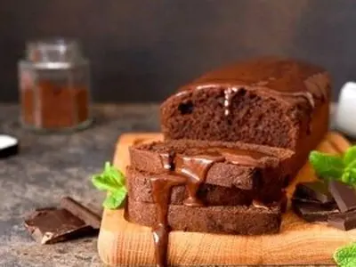 آموزش و طرز تهیه کیک براونی با سس شکلات