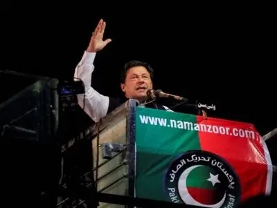استقبال عمران خان از تحقیق درباره حادثه تیراندازی به او