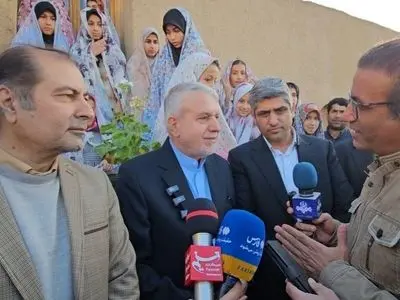 روستای اصفهک نماد بازگشت فرهنگ و هویت به مناطق روستایی است / احیای روستا به معنای احیای هویت ملی است