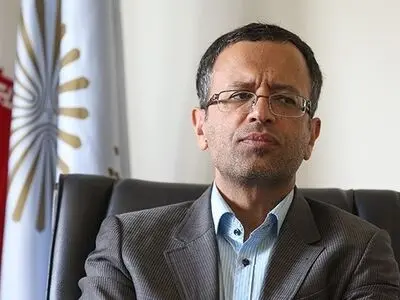 واحدهای دانشگاهی افرادی را که بجای دانشجویان امتحان می‌دهند به پلیس فتا معرفی کنند/ با دانشجوی متقلب برخورد می‌شود