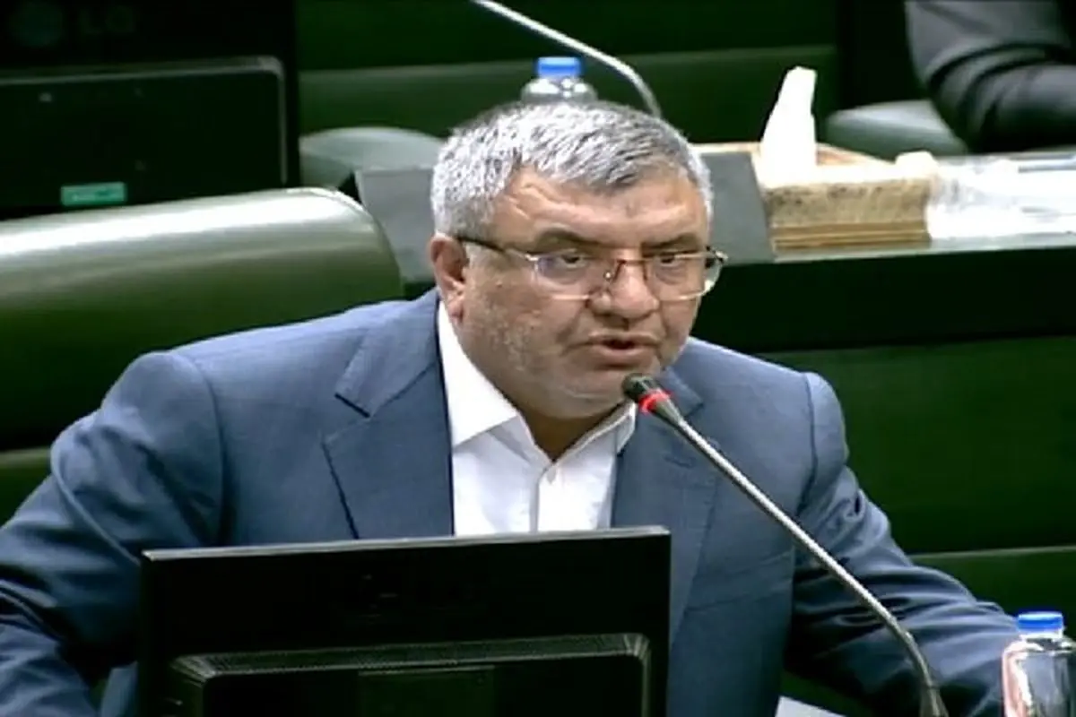 اعتراض، حق مردم است/ خانواده‌ها نگذارند بچه هایشان تحت تاثیر هیجانات قرار بگیرند 