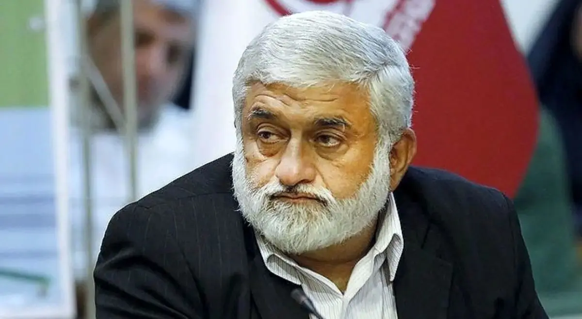 ۵۳ درصد هزینههای پرداختی در دهکهای پایین درآمدی، مربوط به داروست/ رئیس سازمان غذا و دارو برای دیدن شرایط به داروخانهها مراجعه کند/ انتقاد از رخنه تفکراتِ نئولیبرالی در ساختارهای اجرایی