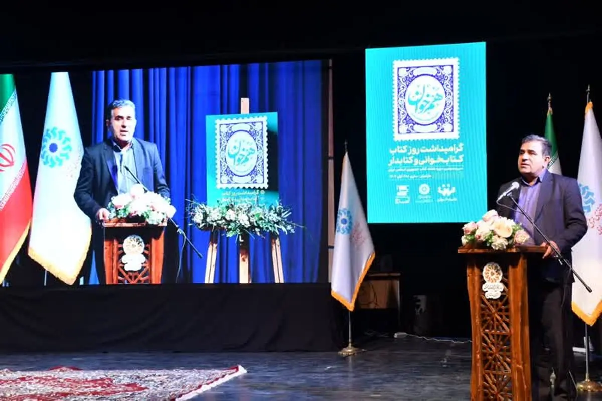 هشدار نسبت به فعالیت‌های موازی بدون مجوز در کنار کتابخانه‌ها / بابایی کارنامی: نظارت جدی ضروری است