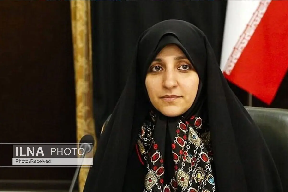 نرجس ابوالقاسمی دبیر کارگروه ملی سیاستگذاری گرامیداشت مقام زن و روز مادر شد
