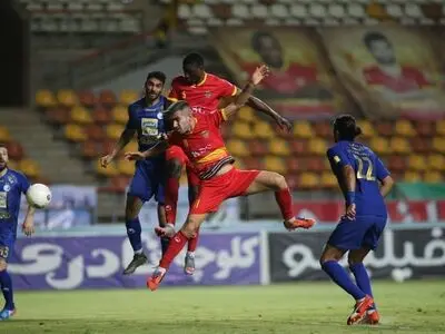 ویدیو: گل نخست فولاد به پرسپولیس روی اشتباه حامد لک