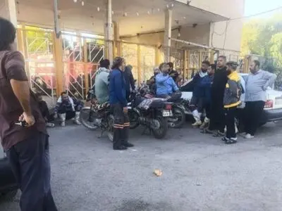 اعتصاب کارگران شهرداری شوش در پی مطالبات معوق