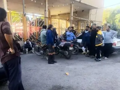 اعتصاب کارگران شهرداری شوش در پی مطالبات معوق
