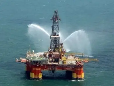 Crude oil inventories to rise up by 10 million barrels