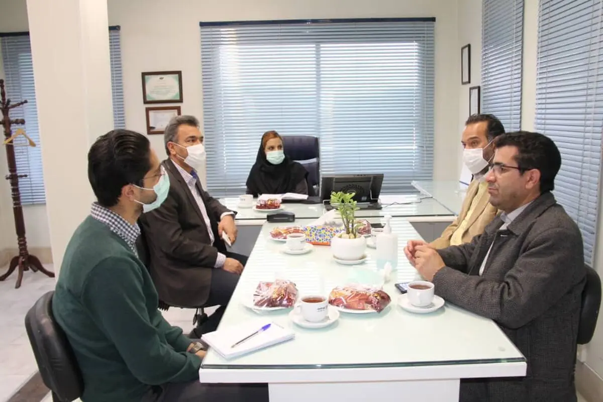 لزوم ایجاد مراکز جوار و بین کارگاهی صنایع و بنگاه‌های اقتصادی استان البرز