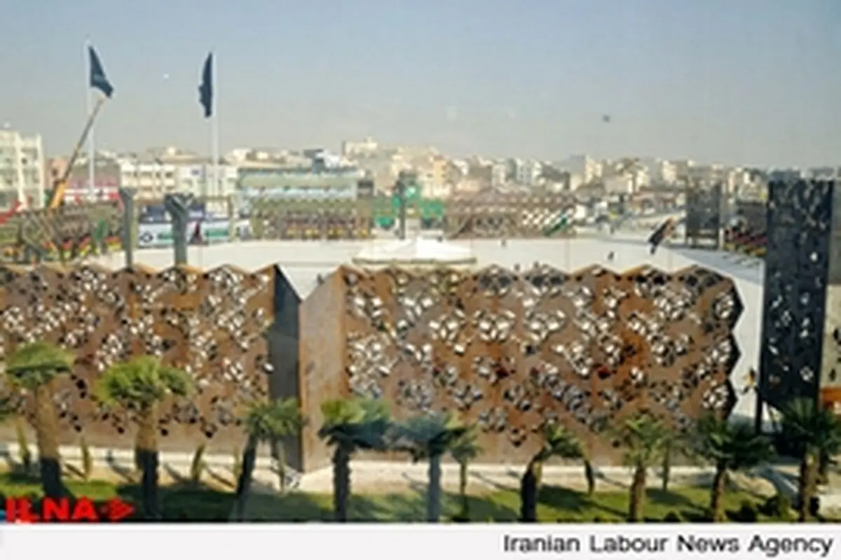 زیبا سازی میدان امام حسین۴۰۰ مغازه را از کسب و کار انداخته است