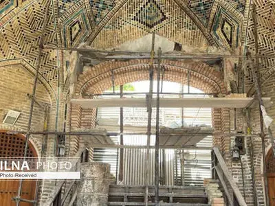پیشرفت ۵۰ درصدی مرمت سر درب سرای سعدالسلطنه