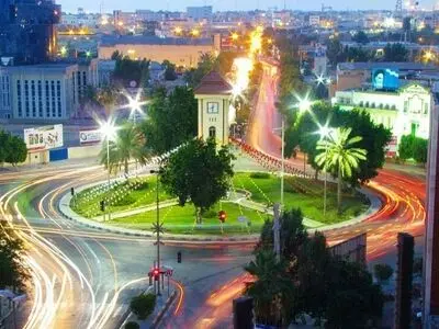 گردش در اسکله؛ غذا‌خوری در آب انبار قوام 
