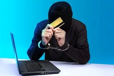 گرفتار شدن کلاهبردار اینترنتی در دام پلیس استان خراسان جنوبی