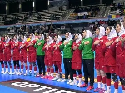 رقابت ملی‌پوشان هندبالیست برای قهرمانی!