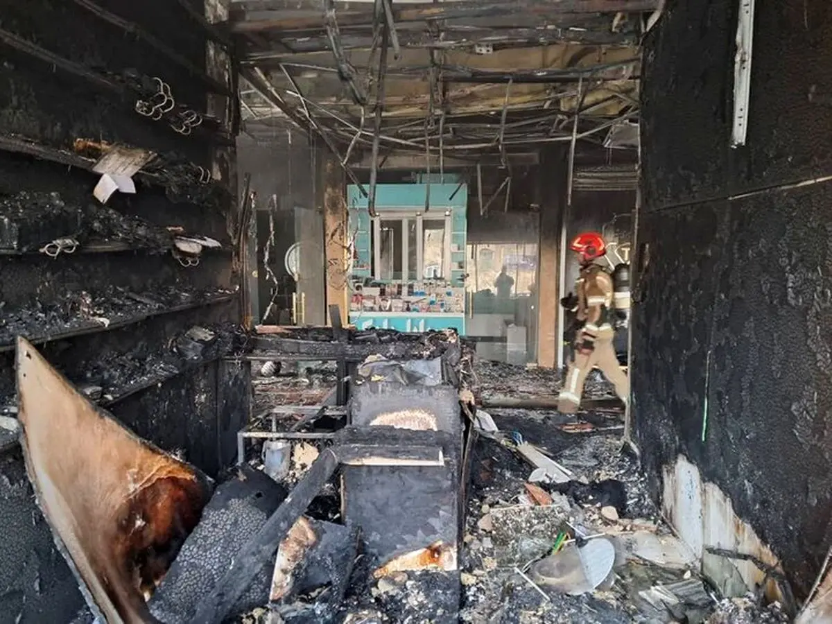 آتش‌سوزی در یک پاساژ تجاری در تهران