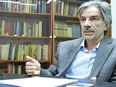پیامدهای شکاف آفرینی در جامعه