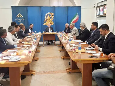 تشکل‌ها باید راهکار عملیاتی برای عبور از بحران ارائه دهند