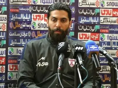 فشنگچی: اخراج بازیکن‌مان مانع پیروزی هوادار شد
