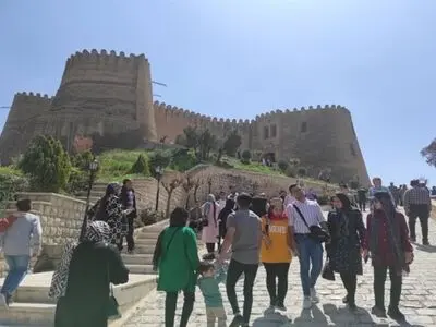 بیش از یک میلیون و ۱۰۰ هزار نفر از جاذبه‌های گردشگری لرستان  دیدن کردند