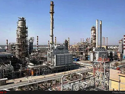 چرا پالایشگاه کرمانشاه را در ازای فقط ۱۷ میلیارد تومان واگذار کردید؟!