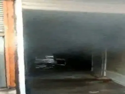 آتش‌سوزی در یک مجتمع تجاری شهر میانه خاموش شد/ سه ایستگاه آتش نشانی وارد عمل شدند