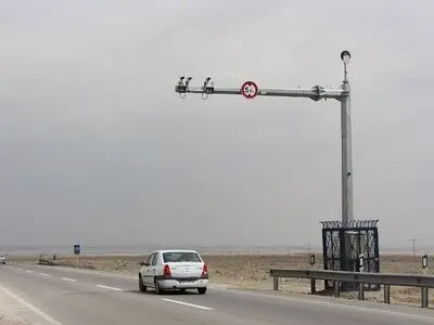 ضرورت نصب بیشتر دوربین‌های پایش سرعت در محورهای مواصلاتی استان