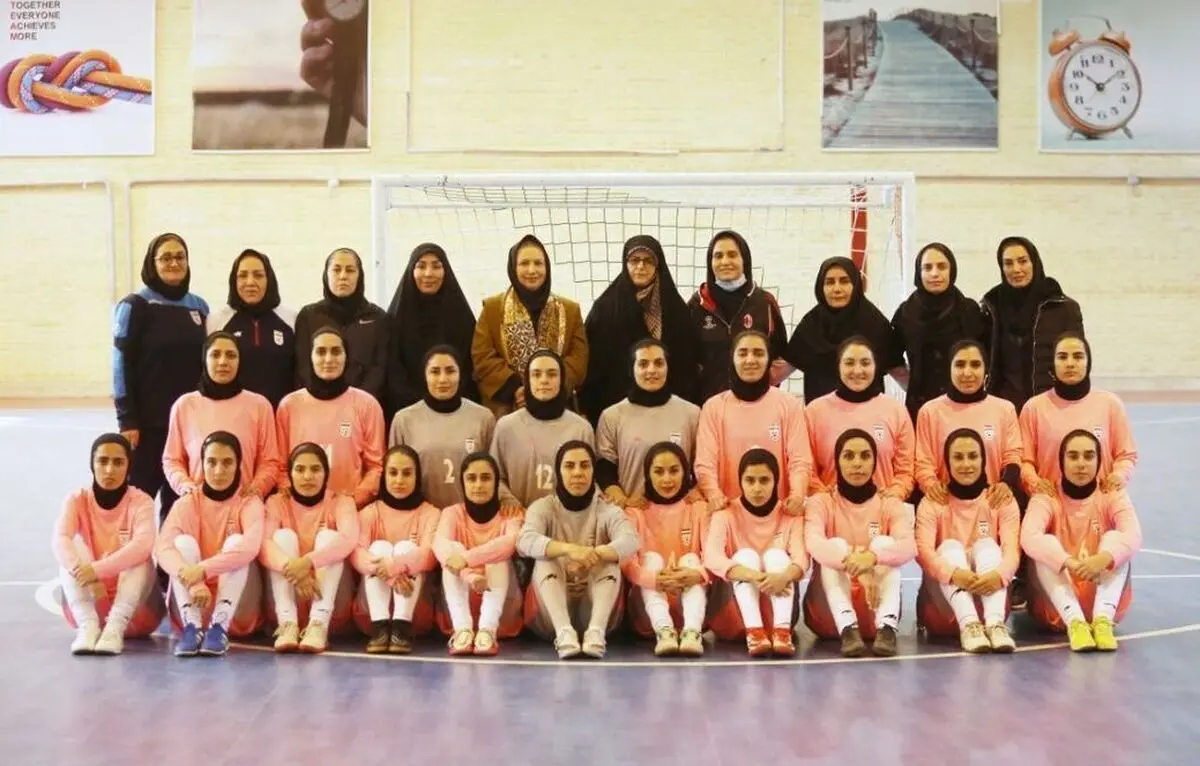  معاون توسعه ورزش بانوان وزارت ورزش و جوانان در جمع ملی پوشان فوتسال 
