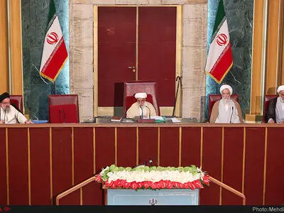 انعقاد الاجتماع الرسمي لمجلس خبراء القیادة