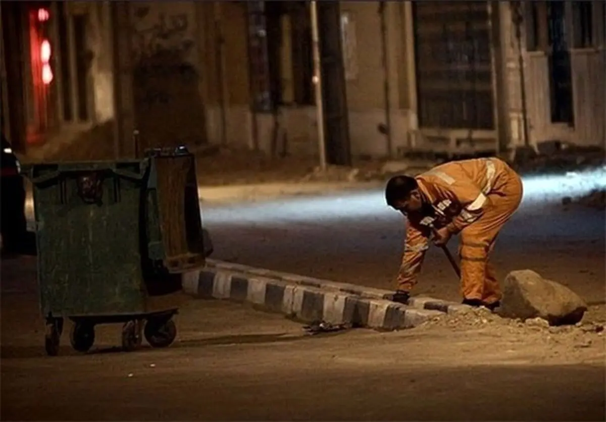 بخشی از معوقات مزدی کارگران مجموعه شهرداری آبادان پرداخت شد 
