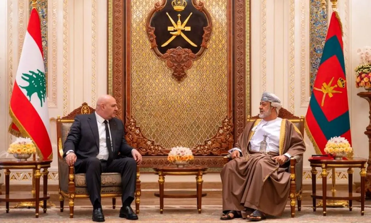 دیدار هیثم بن طارق و جوزف عون در مسقط