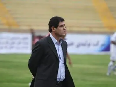 مهاجری با پدیده تمدید کرد