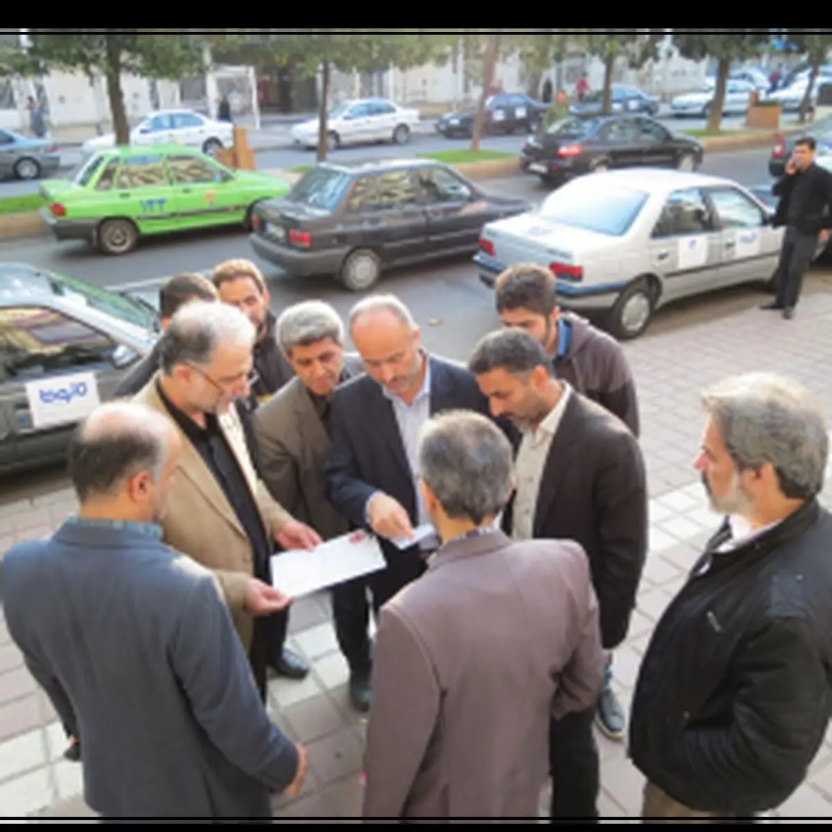 مانور مخابرات منطقه گیلان در سطح شهر رشت برگزار شد