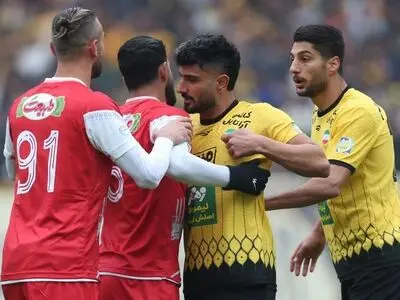 بیانیه پرسپولیس علیه زکی‌پور و داوران: زیبایی‌های فوتبال با بی‌اخلاقی‌ها کمرنگ شد
