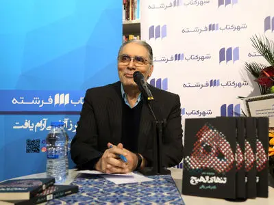 «تنهاتر از هیچ» روایت جادویِ کلمات با حضور قاسم افشار/ شعر فارسی از شاملو نیز عبور کرده‌است
