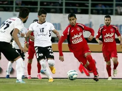 پنالتی فولاد و سایپا به اشتباه اعلام شد/ ضربه بازیکن صبا از خط دروازه پرسپولیس عبور نکرد