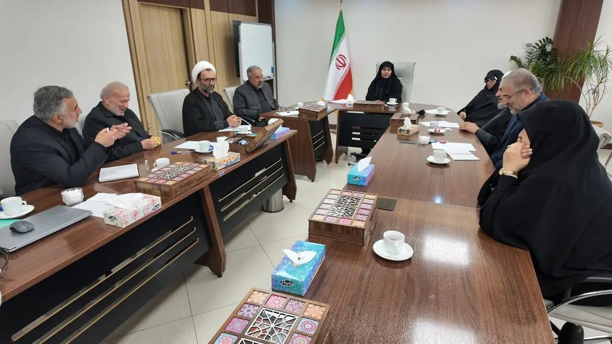 انتقال و توزیع کالاهای اساسی بی‌وقفه در حال انجام است