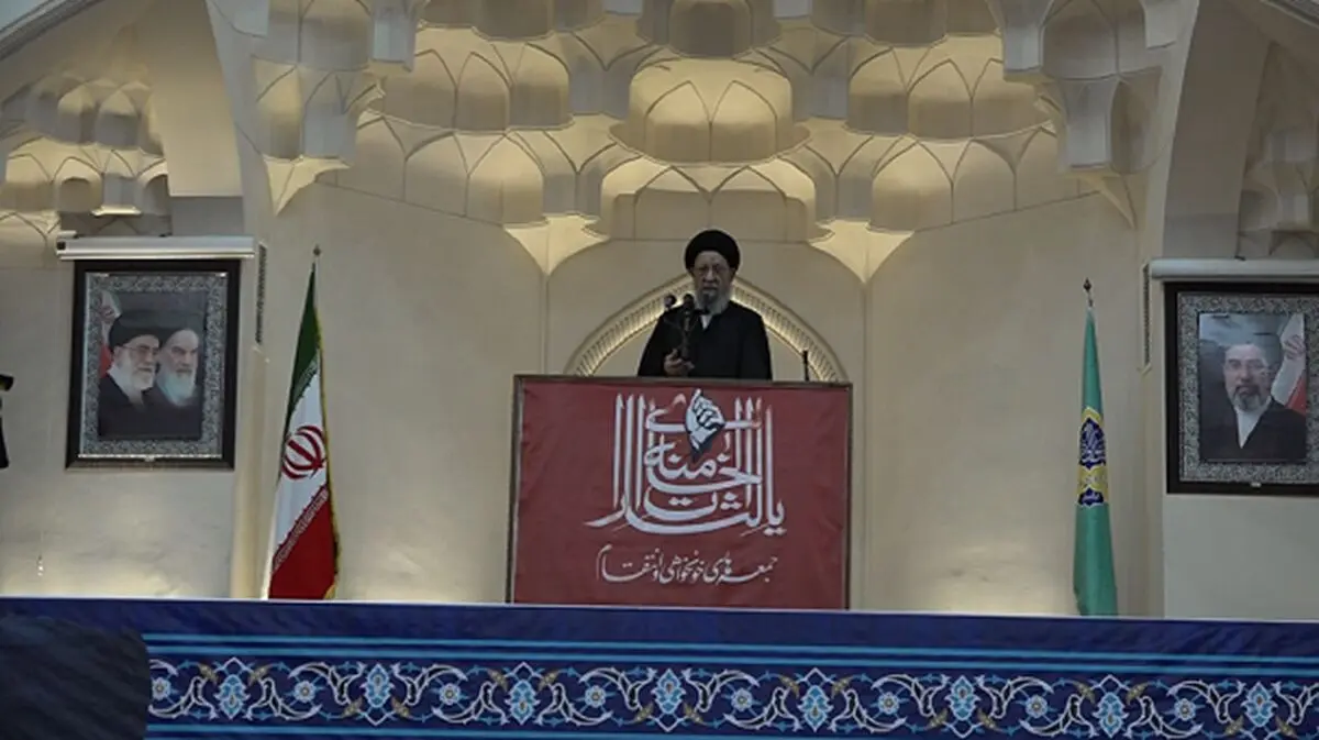 جمهوری اسلامی ایران در برابر زیاده‌خواهی دشمنان با قاطعیت ایستاده است