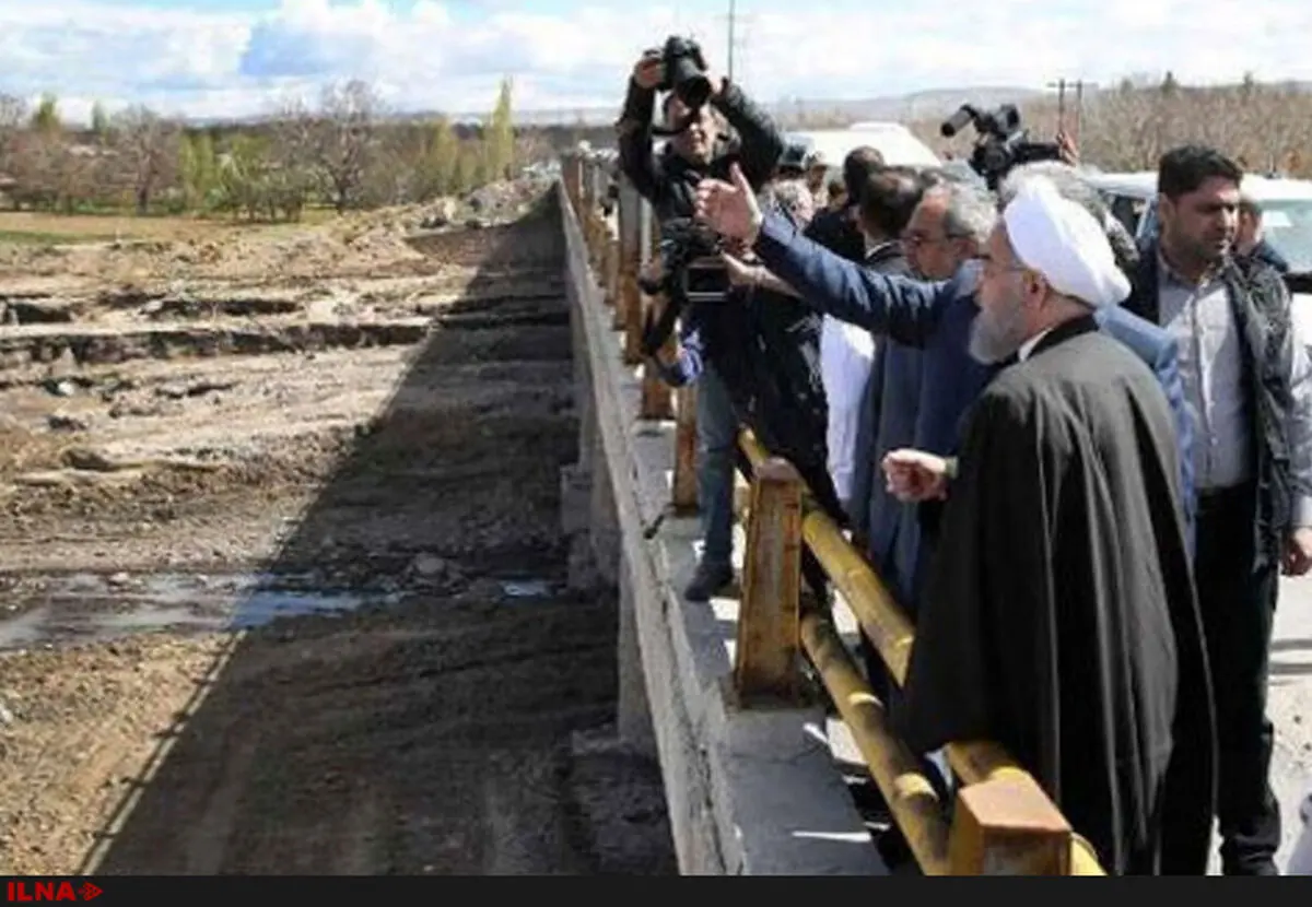 بازدید رئیس‌جمهور از مناطق سیل‌زده آذربایجان شرقی