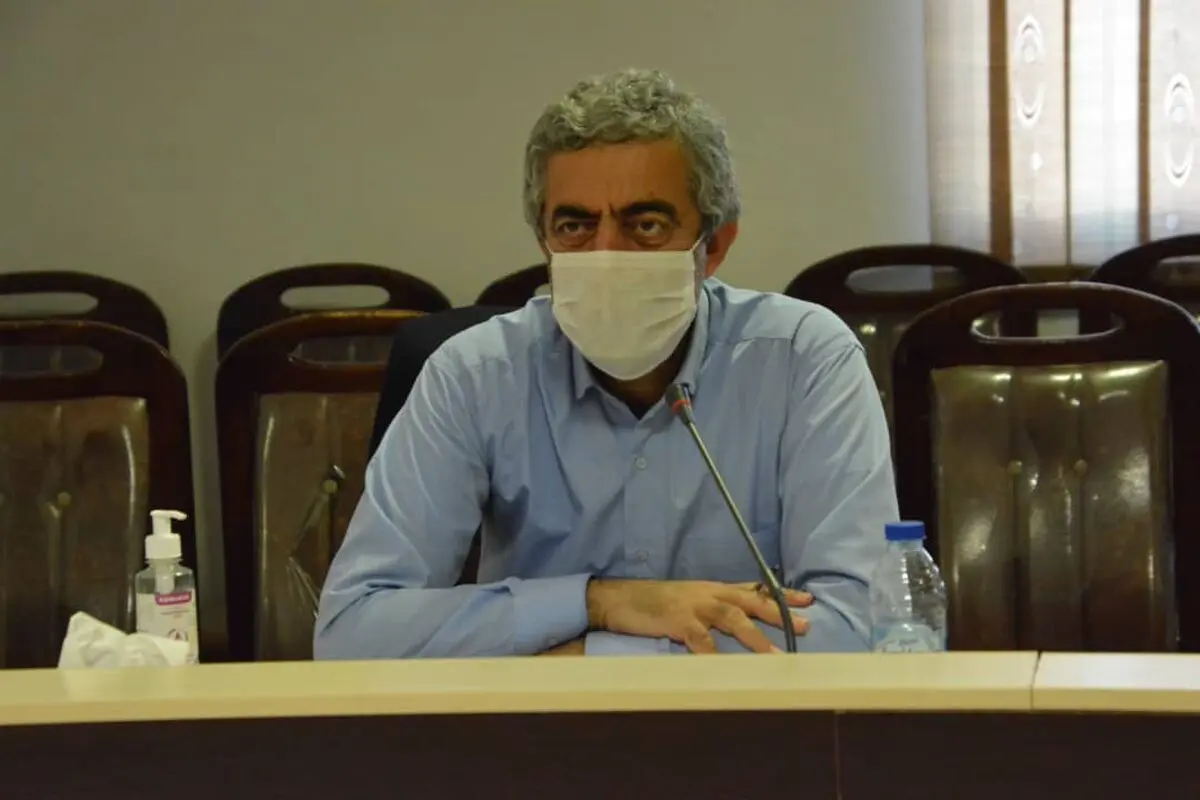 امکانات در اختیار نمایندگان باید هم طراز با وزرا باشد/ شأن نمایندگان با وزرا یکسان است 