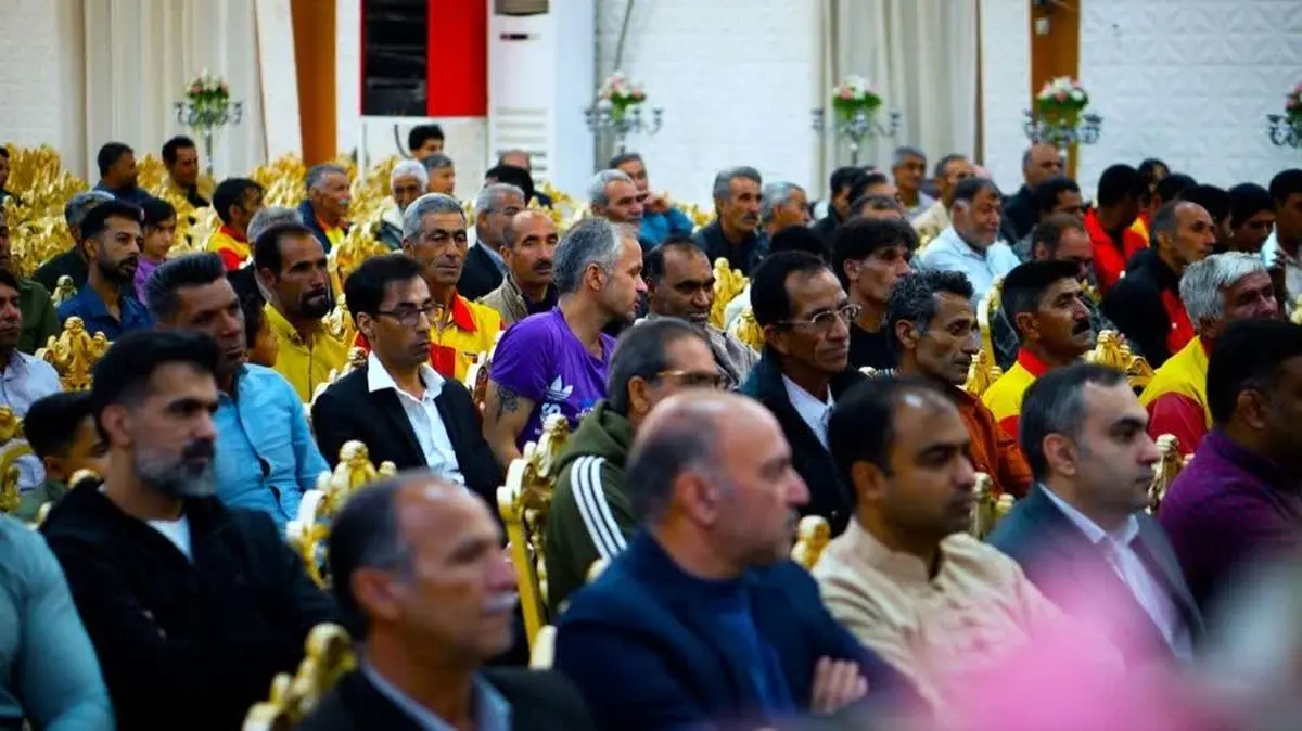 برگزاری آیین تجلیل از پاکبانان شهرداری زرقان/ پاکبانان، سفیران سلامت و آراستگی شهر هستند