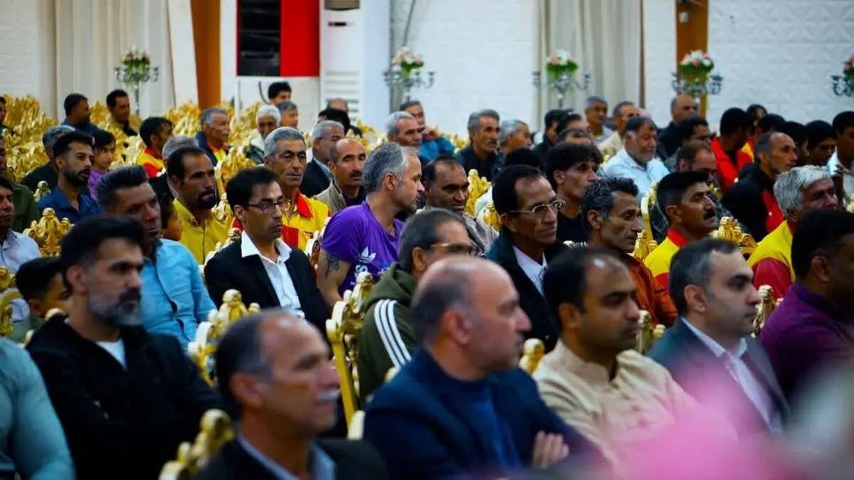 برگزاری آیین تجلیل از پاکبانان شهرداری زرقان/ پاکبانان، سفیران سلامت و آراستگی شهر هستند