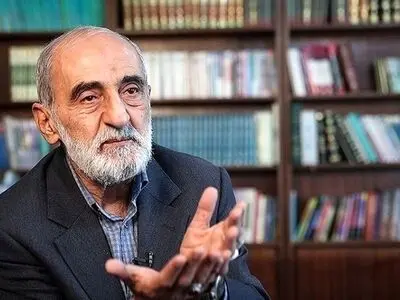 شریعتمداری: حرف‌های خوب پزشکیان را سایت خودش منتشر نمی‌کند، ما اسکرین شات هم گرفتیم! + فیلم