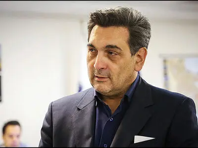 هیچ سازمانی از برج آزادی نگهداری نمی‌کند