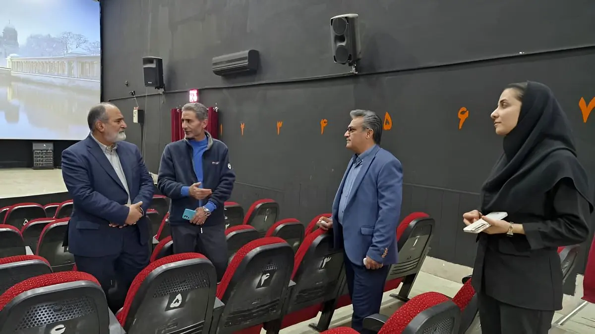 شهرستان‌ها باید سهم عادلانه از امکانات فرهنگی داشته باشند